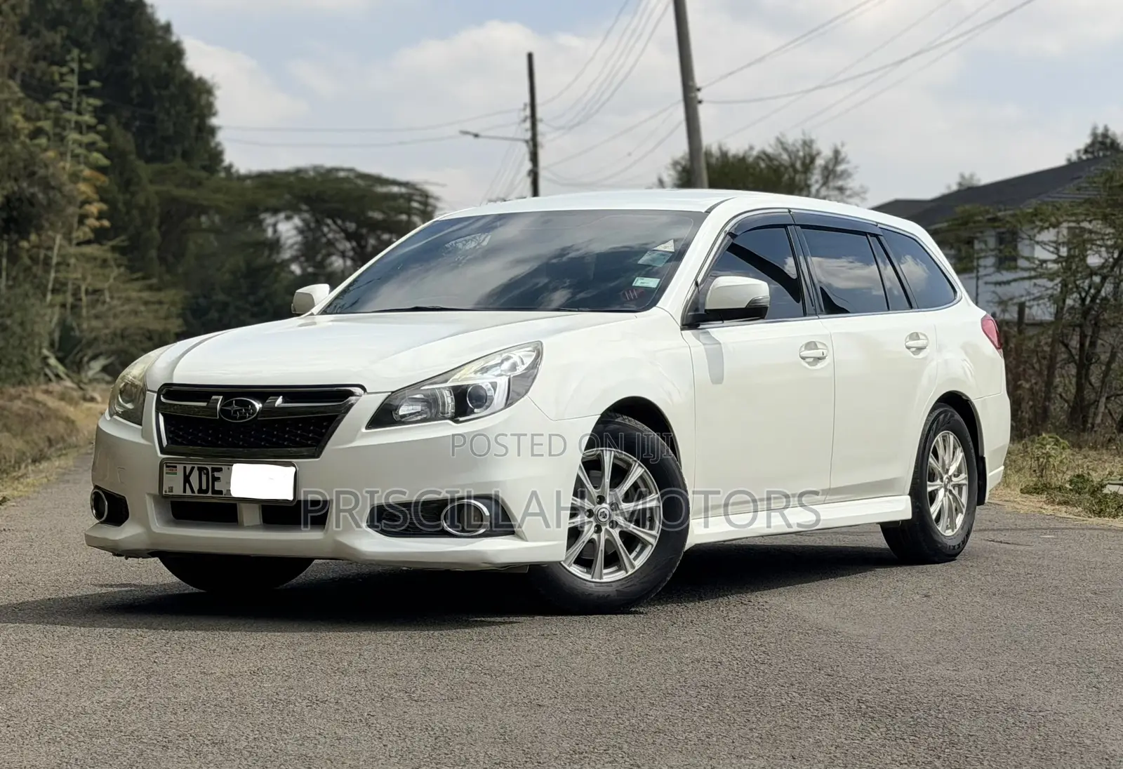 Subaru Legacy 2014 White