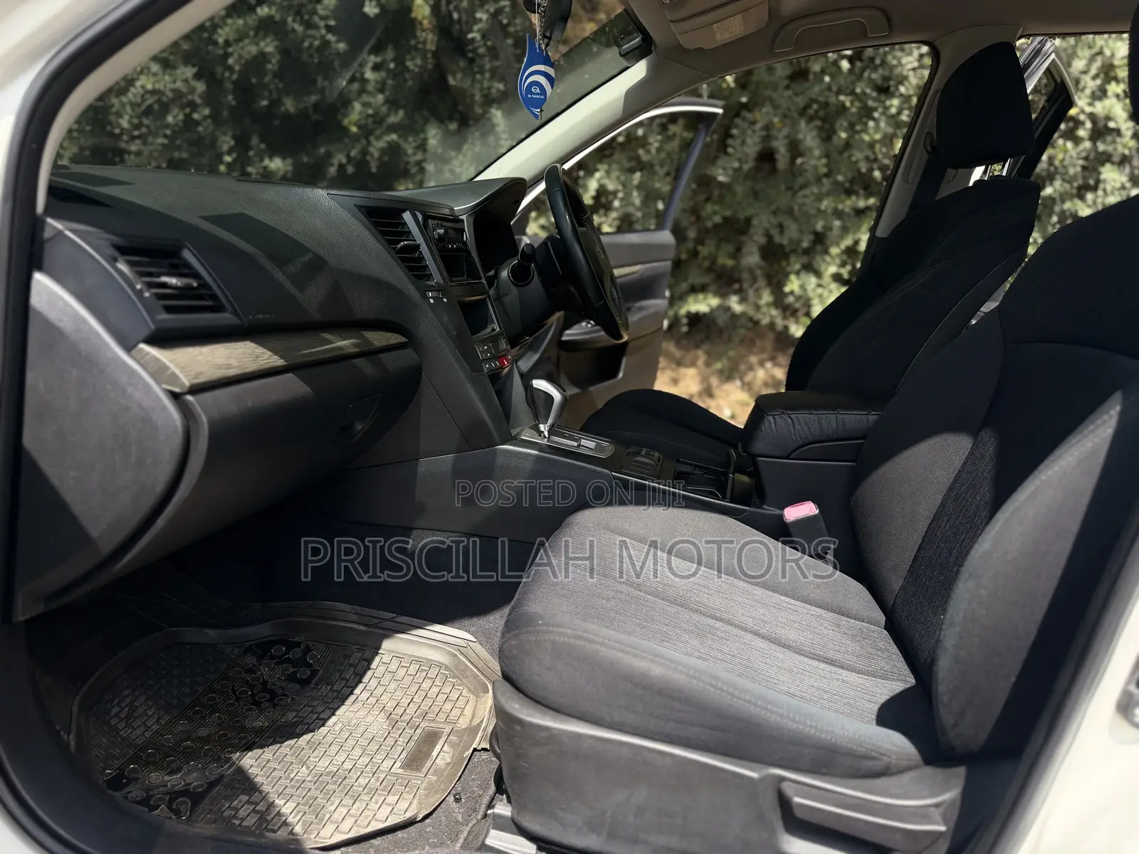 Subaru Legacy 2014 White