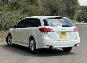 Subaru Legacy 2014 White