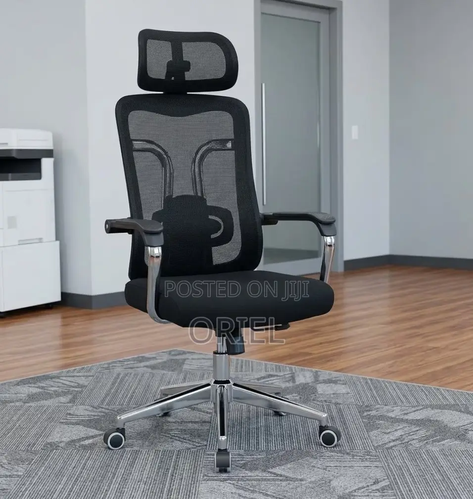 Office Chair : Padded Mesh High Back Chair