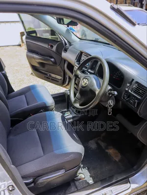 Toyota Succeed 2013 Silver