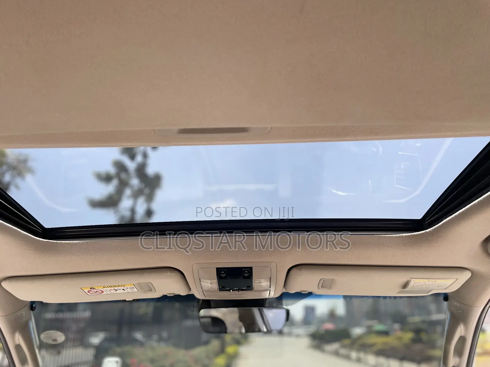 Toyota Land Cruiser Prado 2.8 2019 White