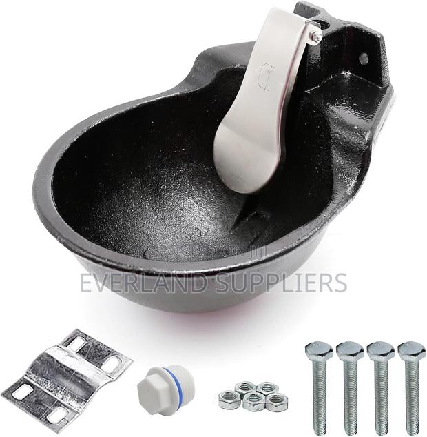 Cast Iron Drinker for Reliable Water Supply