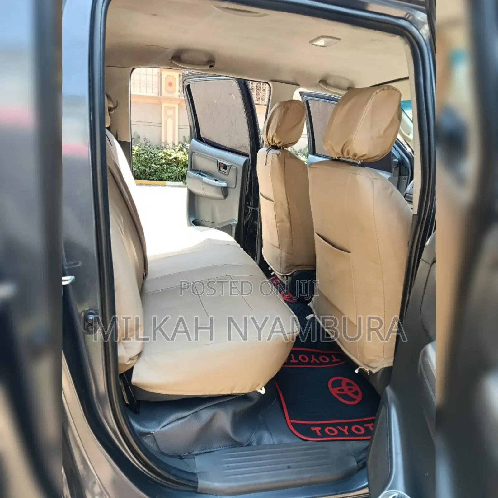 Toyota Hilux 2014 Gray