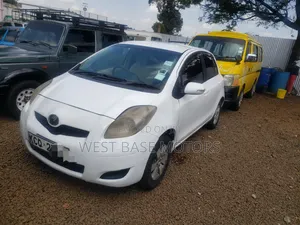 Toyota Vitz 2013 White