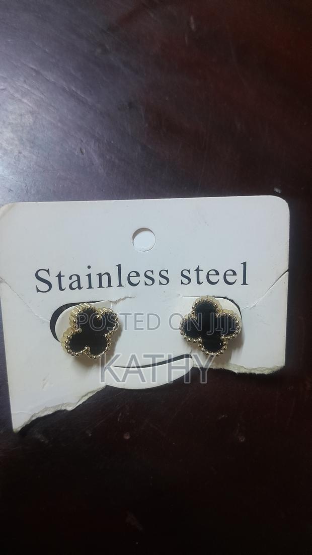 Small Earrings - thumbnail 6