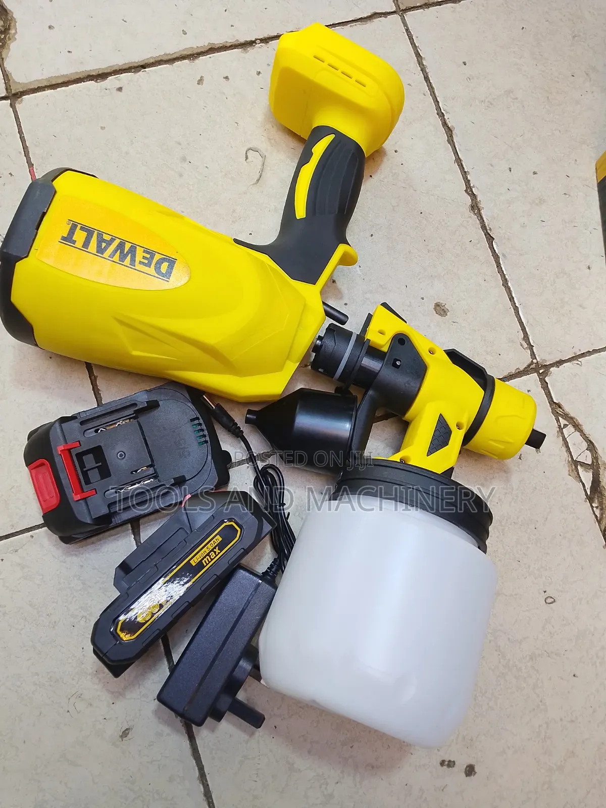 Heavy Duty DeWalt Cordless Spray Gun/DeWalt Reachable Spray Gun