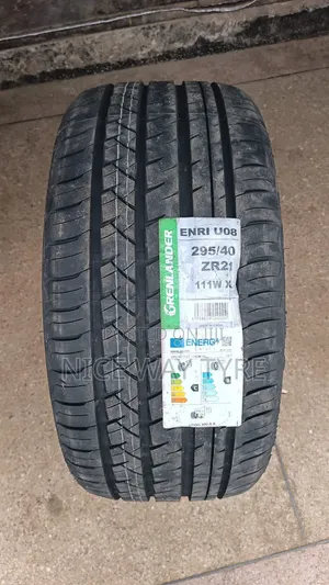 295/40r21 Greenlander