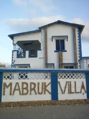 3bdrm Villa in Wiyoni   Beach, Shella for sale