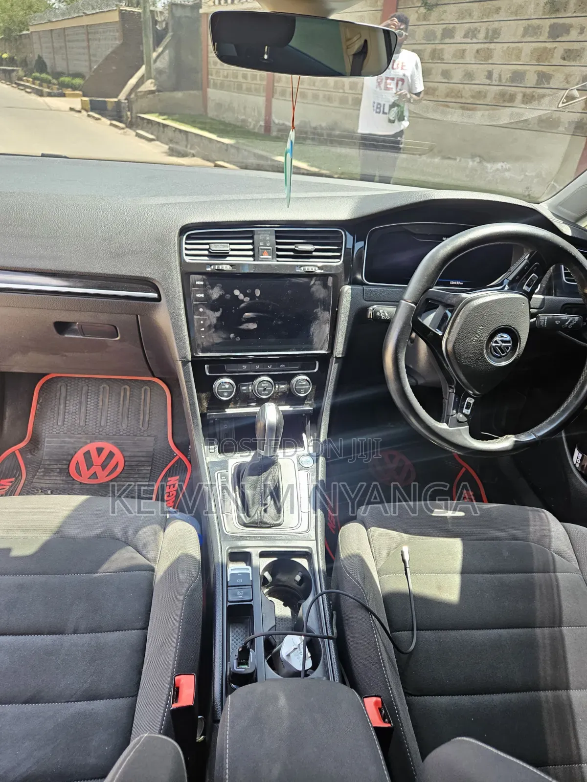 Volkswagen Golf 2018 White