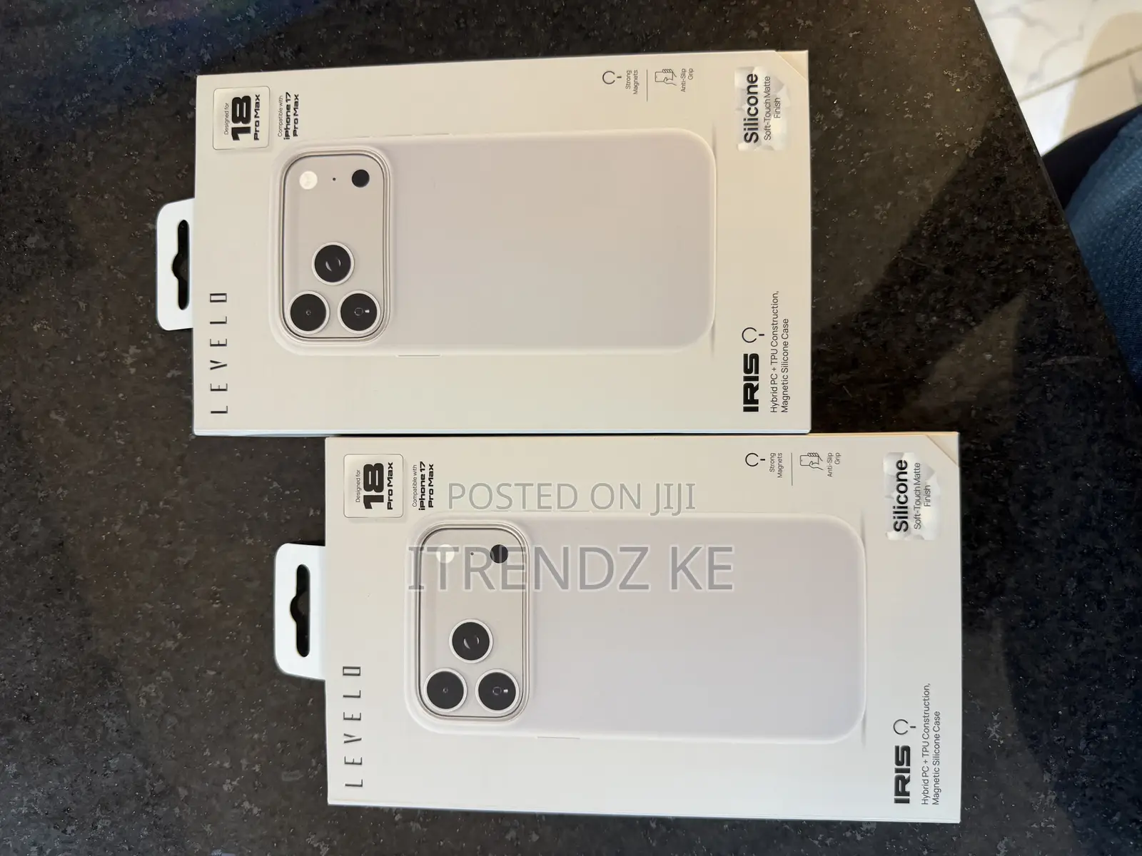 White Levelo Iris Hybrid Magnetic Silicon Case