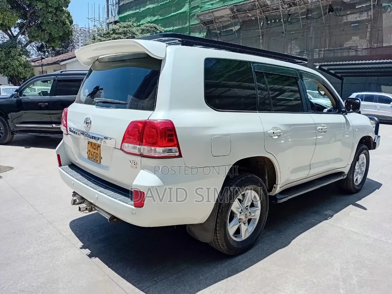 Toyota Land Cruiser 2008 White
