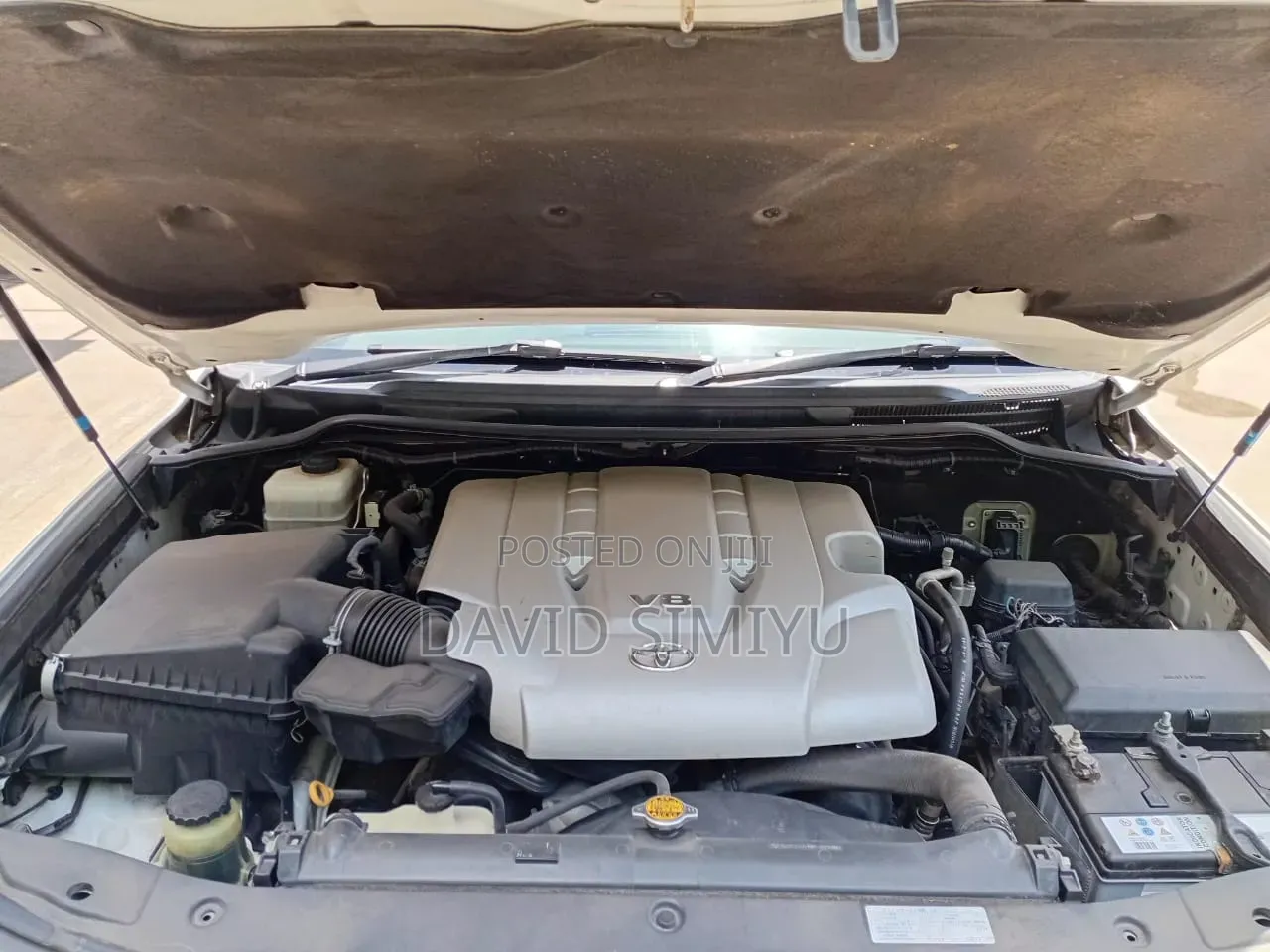 Toyota Land Cruiser 2008 White