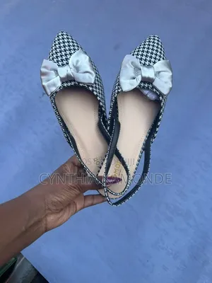 Ladies Slip on Flats