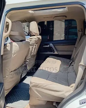 Toyota Land Cruiser 2008 White