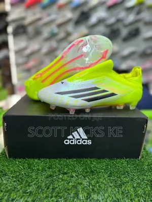 Adidas F50 Elite Laceless Football Boots