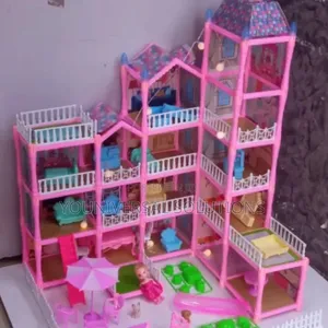 379 Pieces Doll House