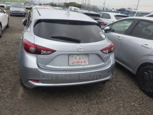 Mazda Axela 2019 Silver