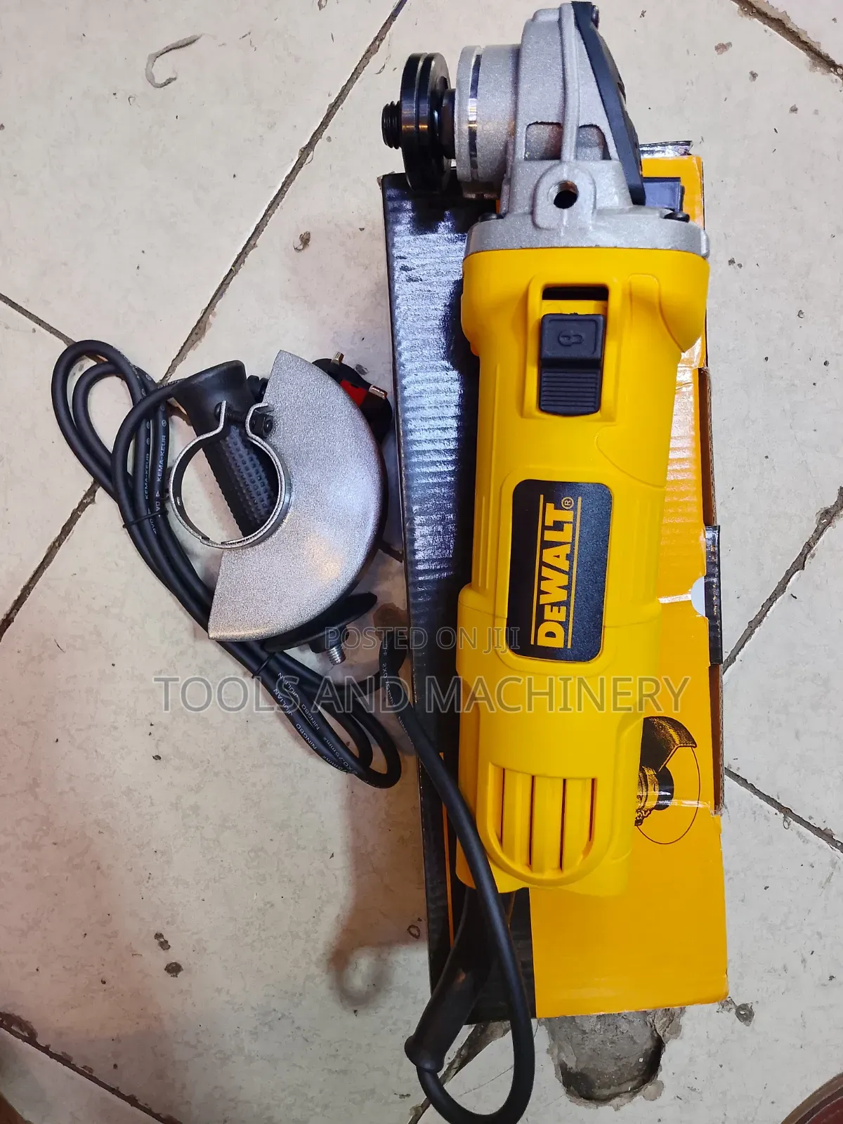 Heavy-Duty DeWalt Angle Grinder/720w DeWalt Corded Angle Grinder