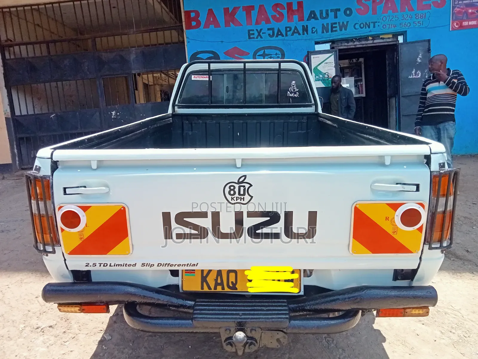 Isuzu Tougher 2003 Blue