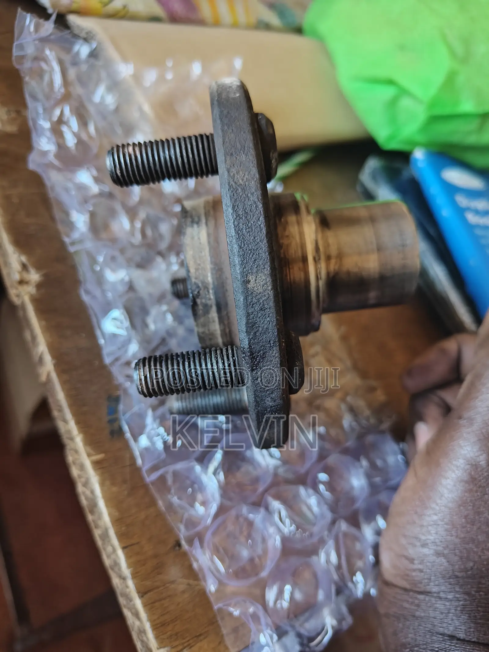 Premio Nyoka Front Wheel Outer Hub