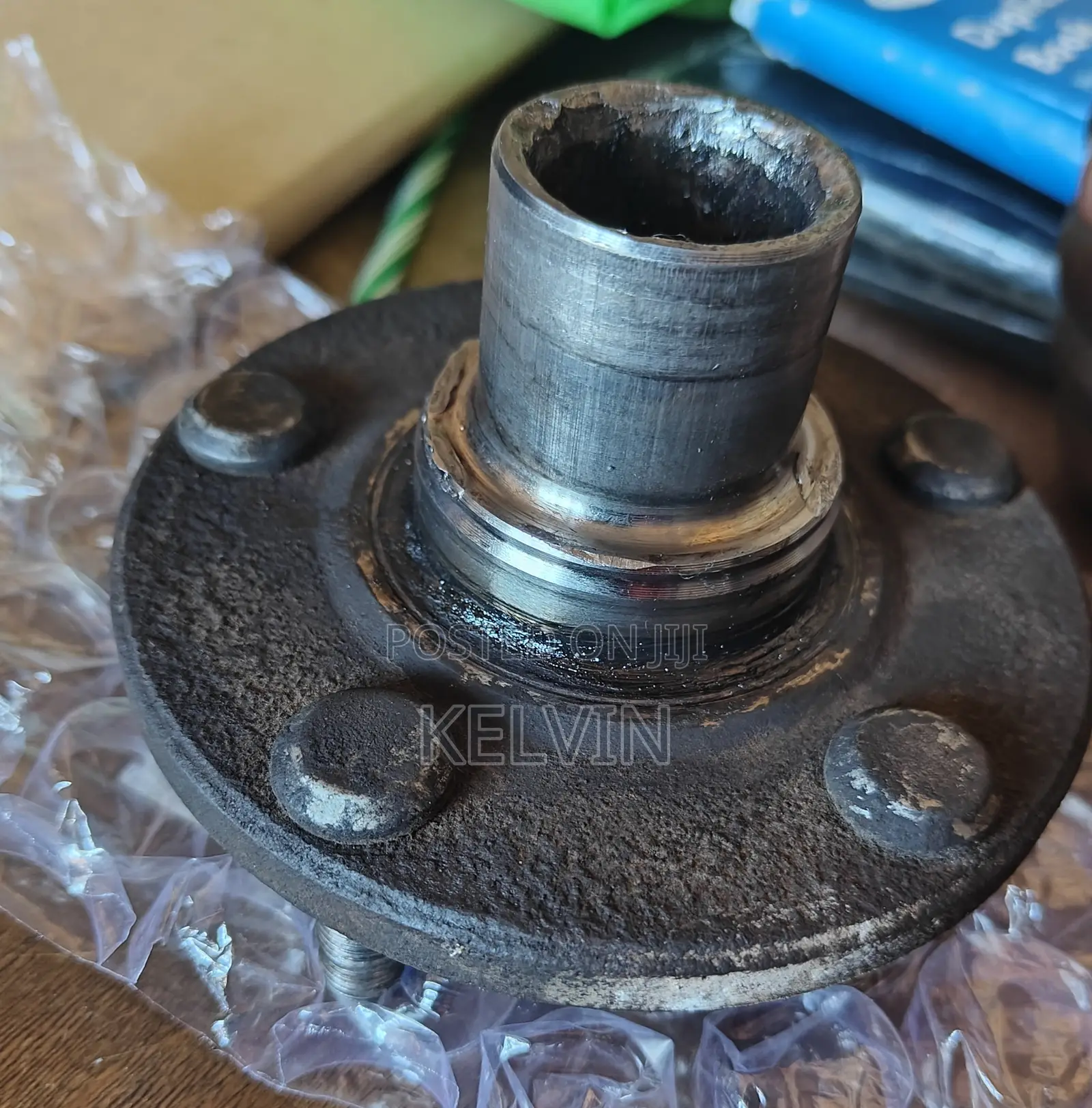 Premio Nyoka Front Wheel Outer Hub
