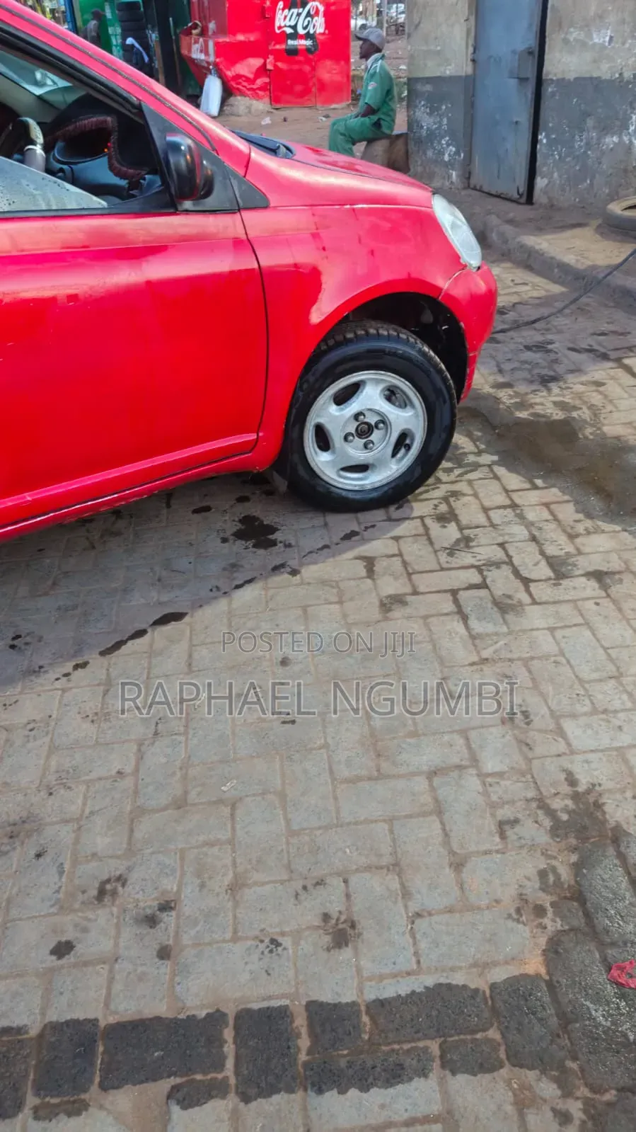 Toyota Vitz 1999 Red