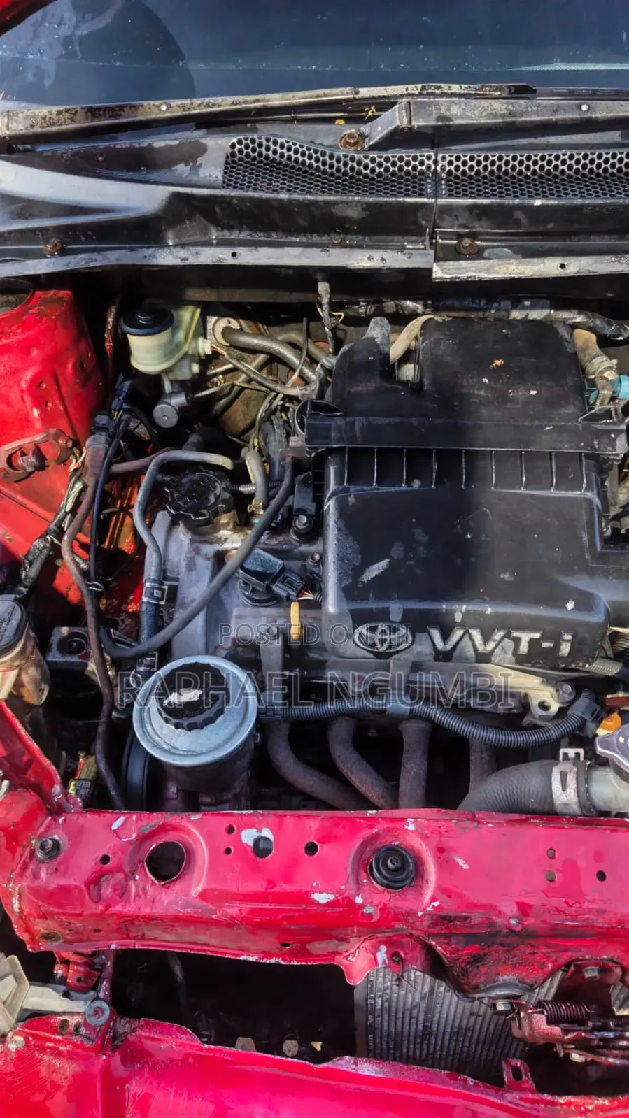 Toyota Vitz 1999 Red