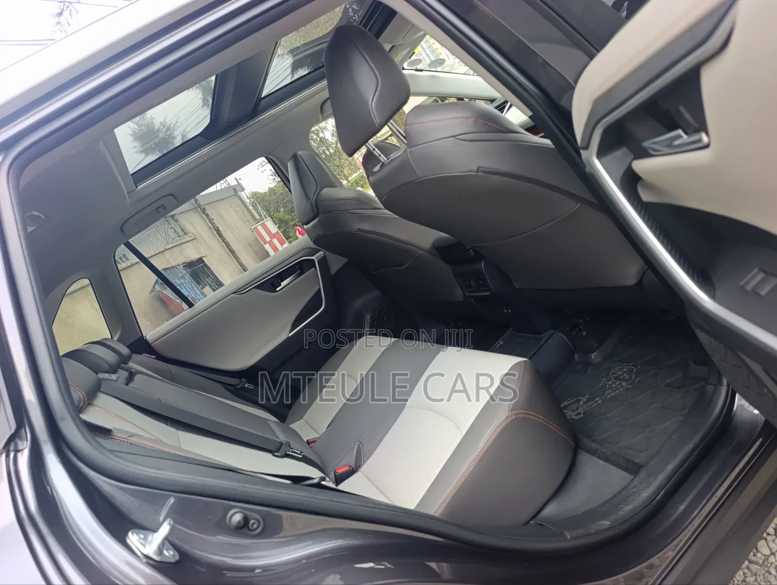 Toyota RAV4 Adventure AWD 2020 Gray
