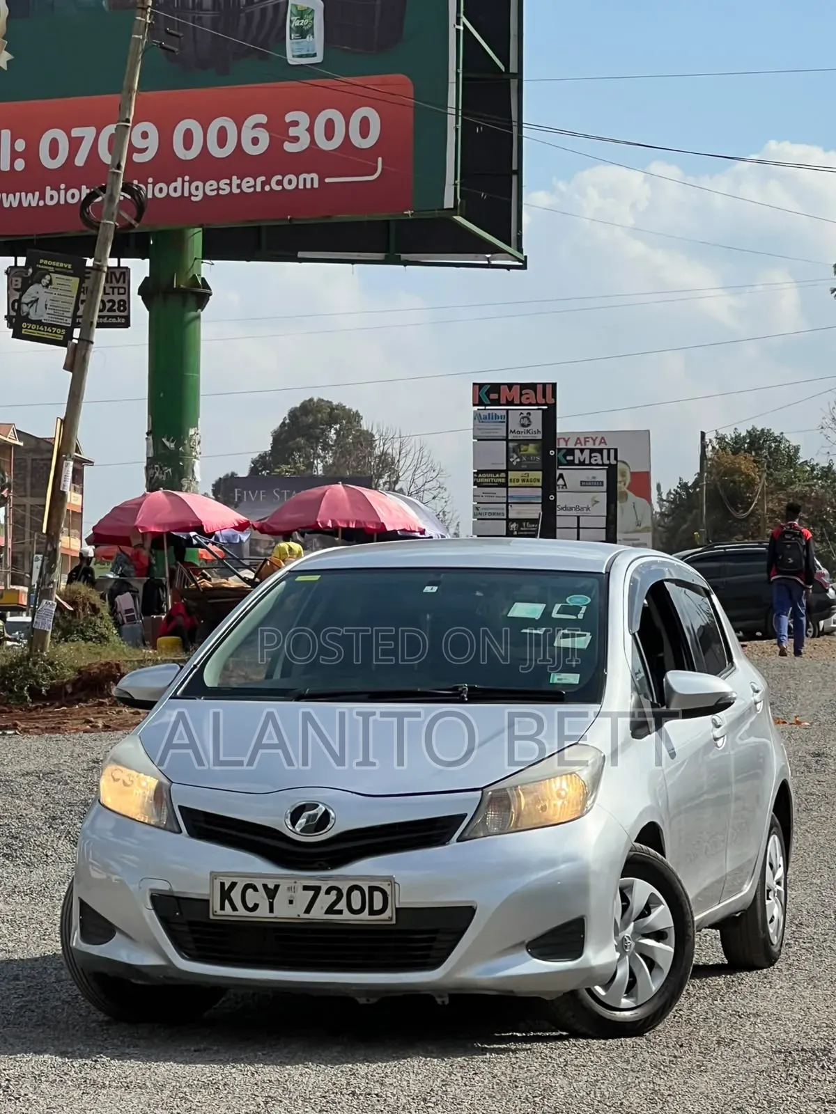 Toyota Vitz 1.3 FWD 5dr 2013 Silver