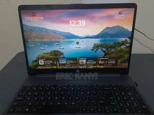 New Laptop HP 250 G8 16GB Intel Core i5 SSD 256GB
