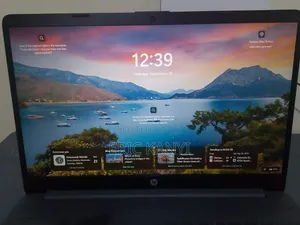 New Laptop HP 250 G8 16GB Intel Core i5 SSD 256GB
