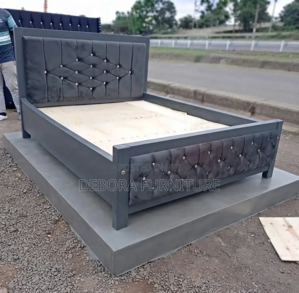 Elegant 5x6 Dark Grey Velvet Tufted Bed Frame
