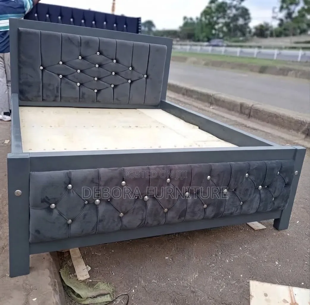 Elegant 5x6 Dark Grey Velvet Tufted Bed Frame