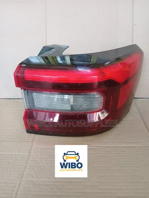 Toyota Raize 2020-2025 Model Taillights