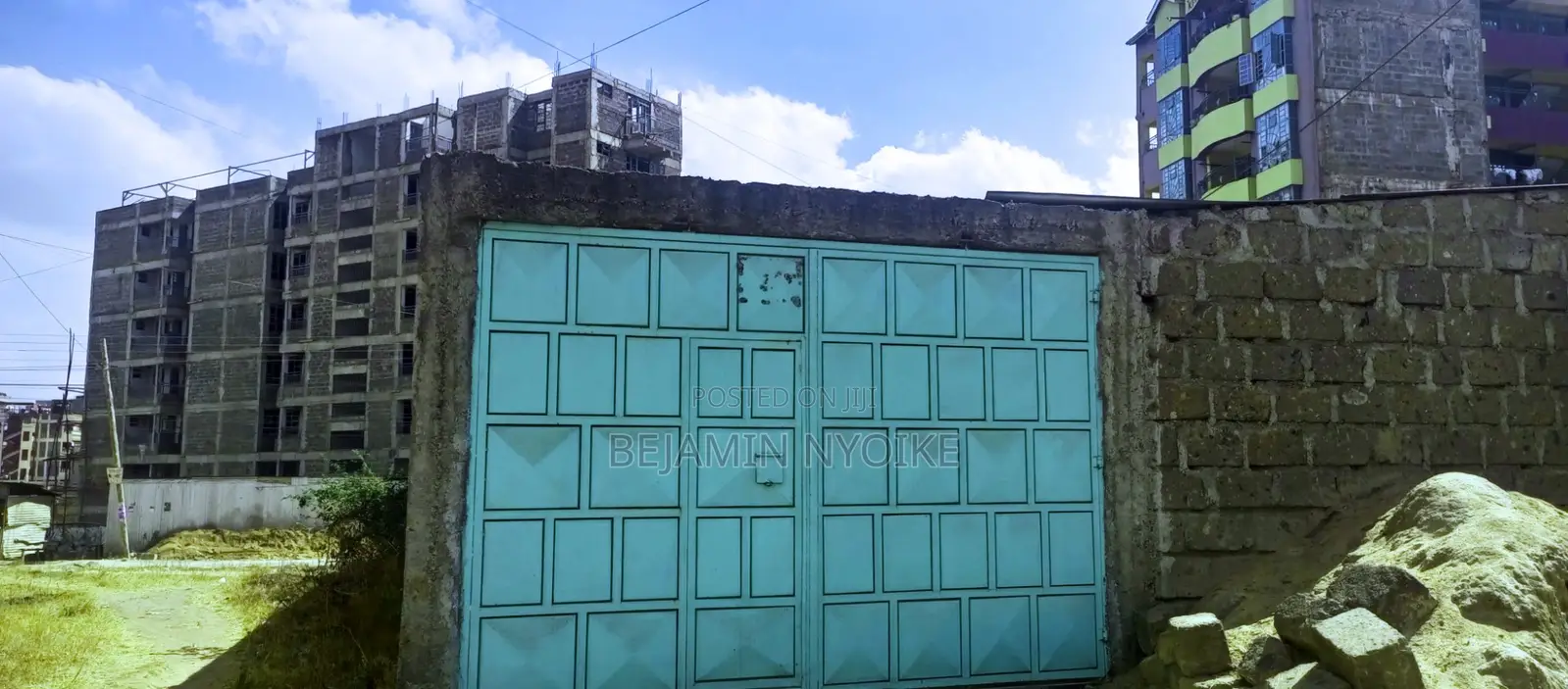 2 Halls 15x4m 7x4m + Store + 70sqm Space - Weiteithie