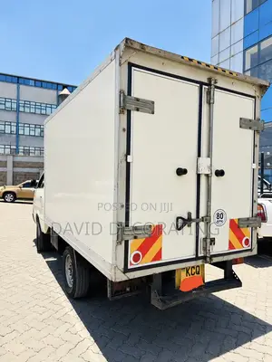 Ashok Leyland 2017 Cream White for Sale