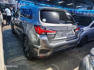 Mitsubishi RVR 2019 Silver
