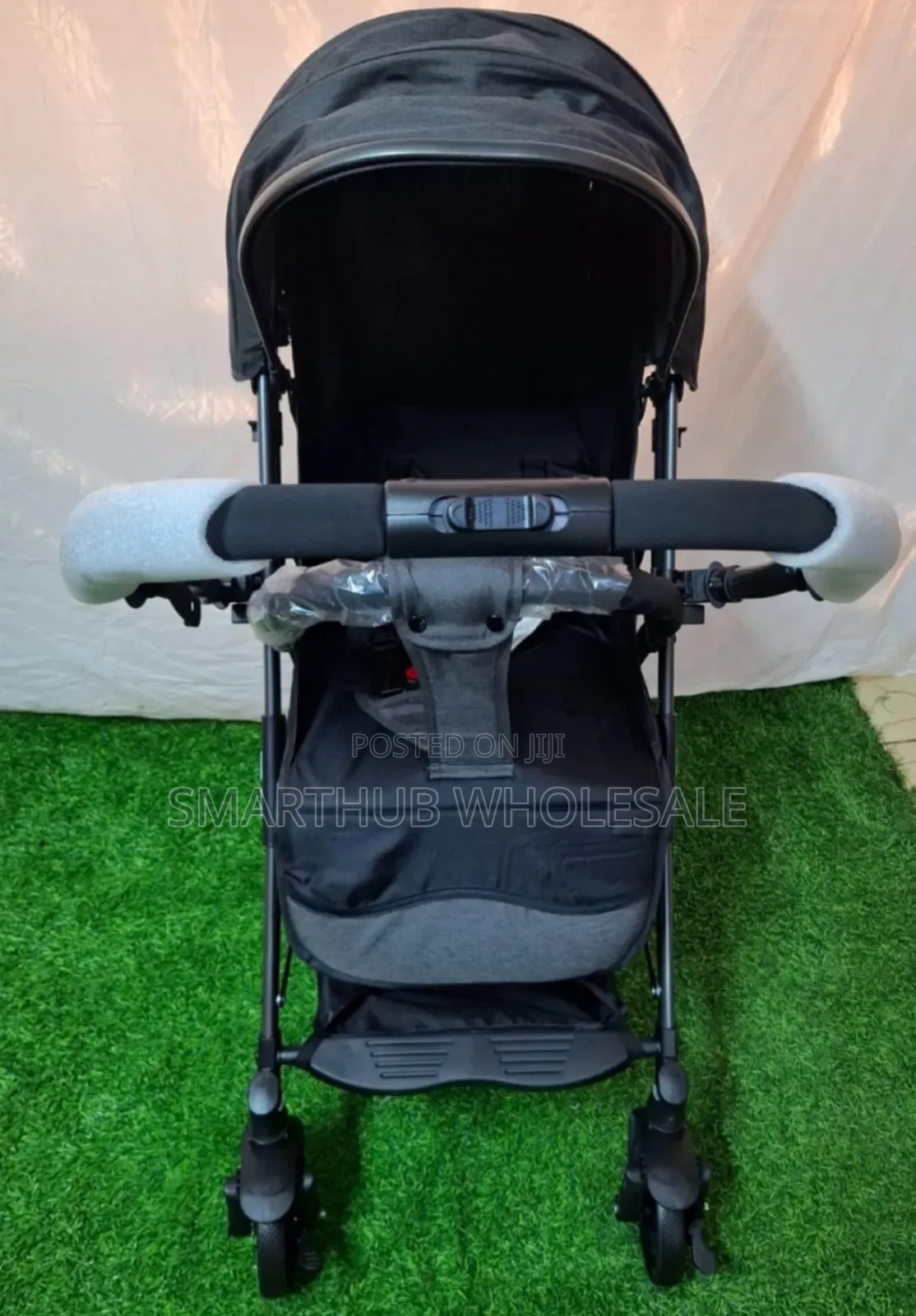 Children Stroller*A Large Protective Canopy