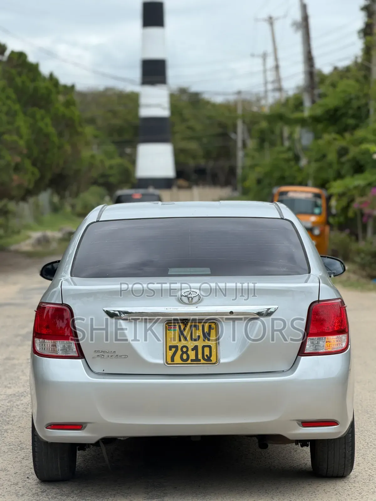 Toyota Axio 2013 Silver