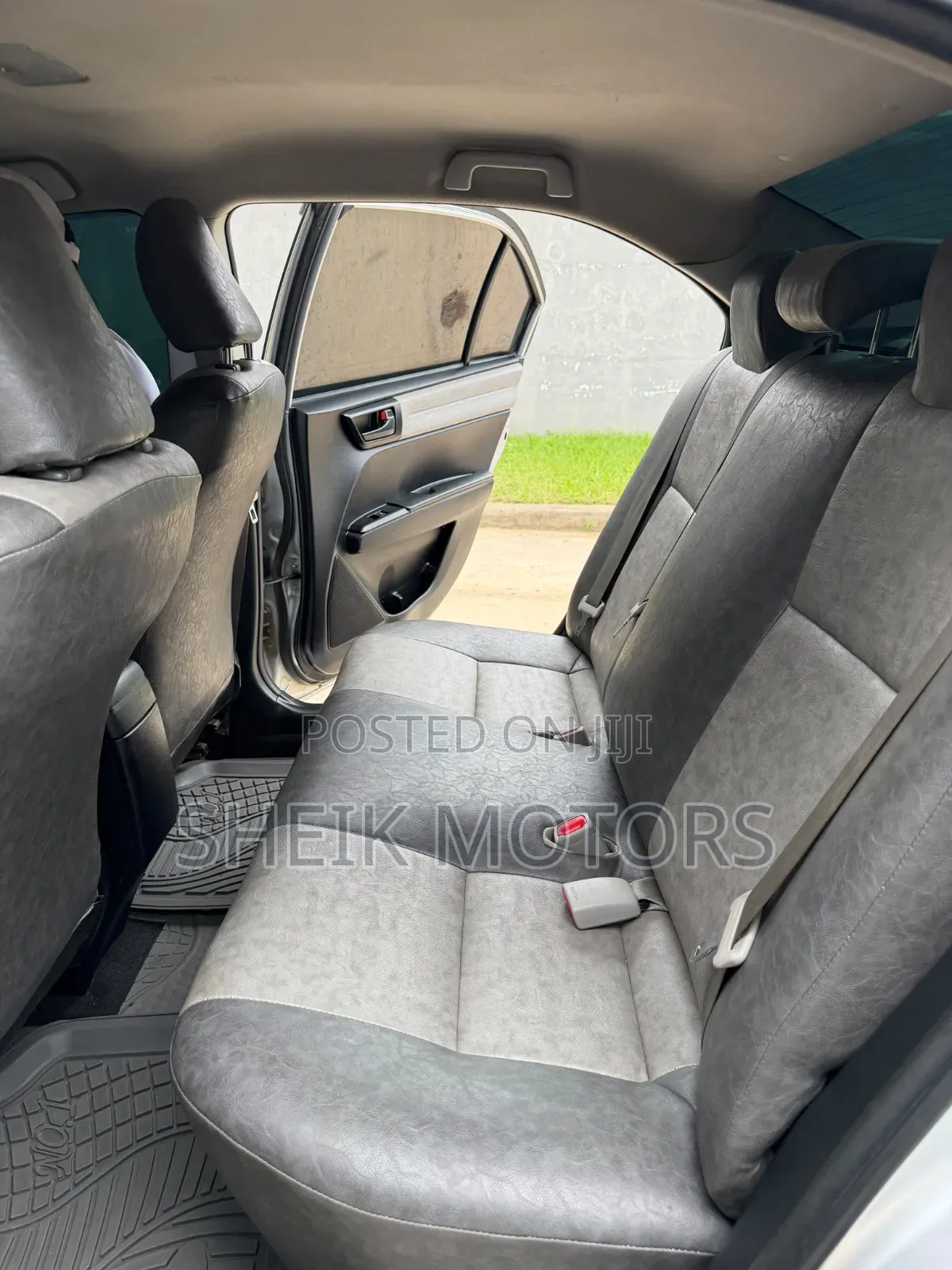 Toyota Axio 2013 Silver