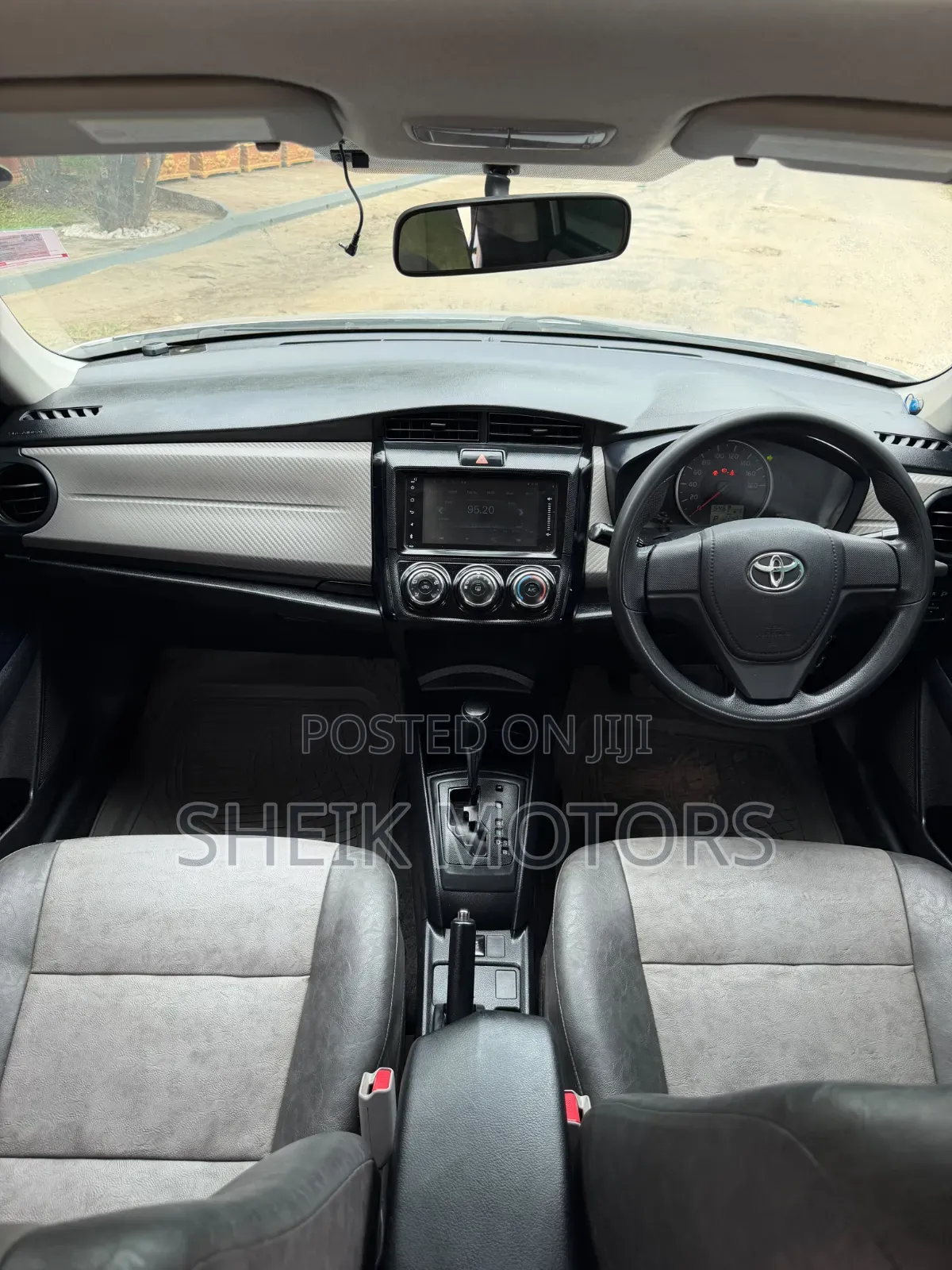Toyota Axio 2013 Silver