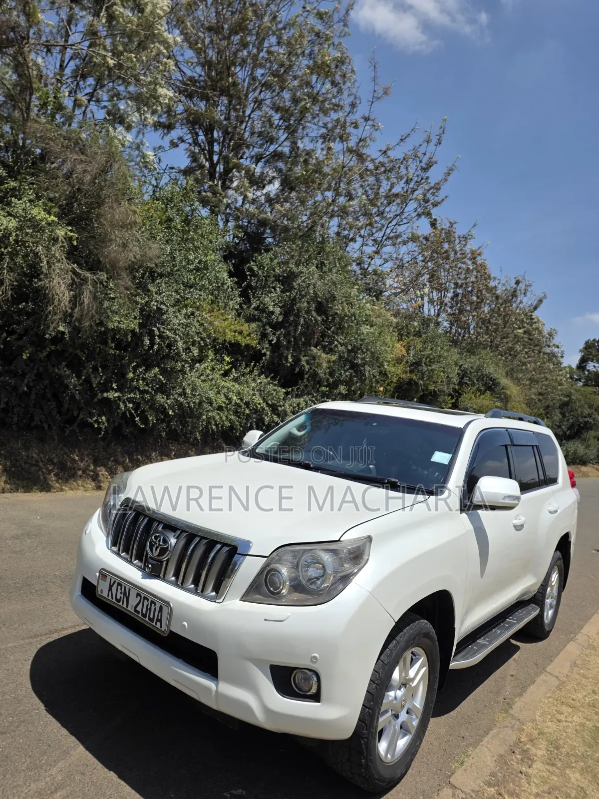 Toyota Land Cruiser Prado 2011 White