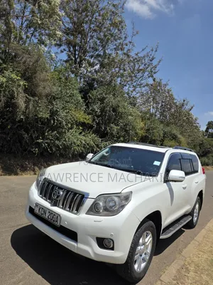 Toyota Land Cruiser Prado 2011 White