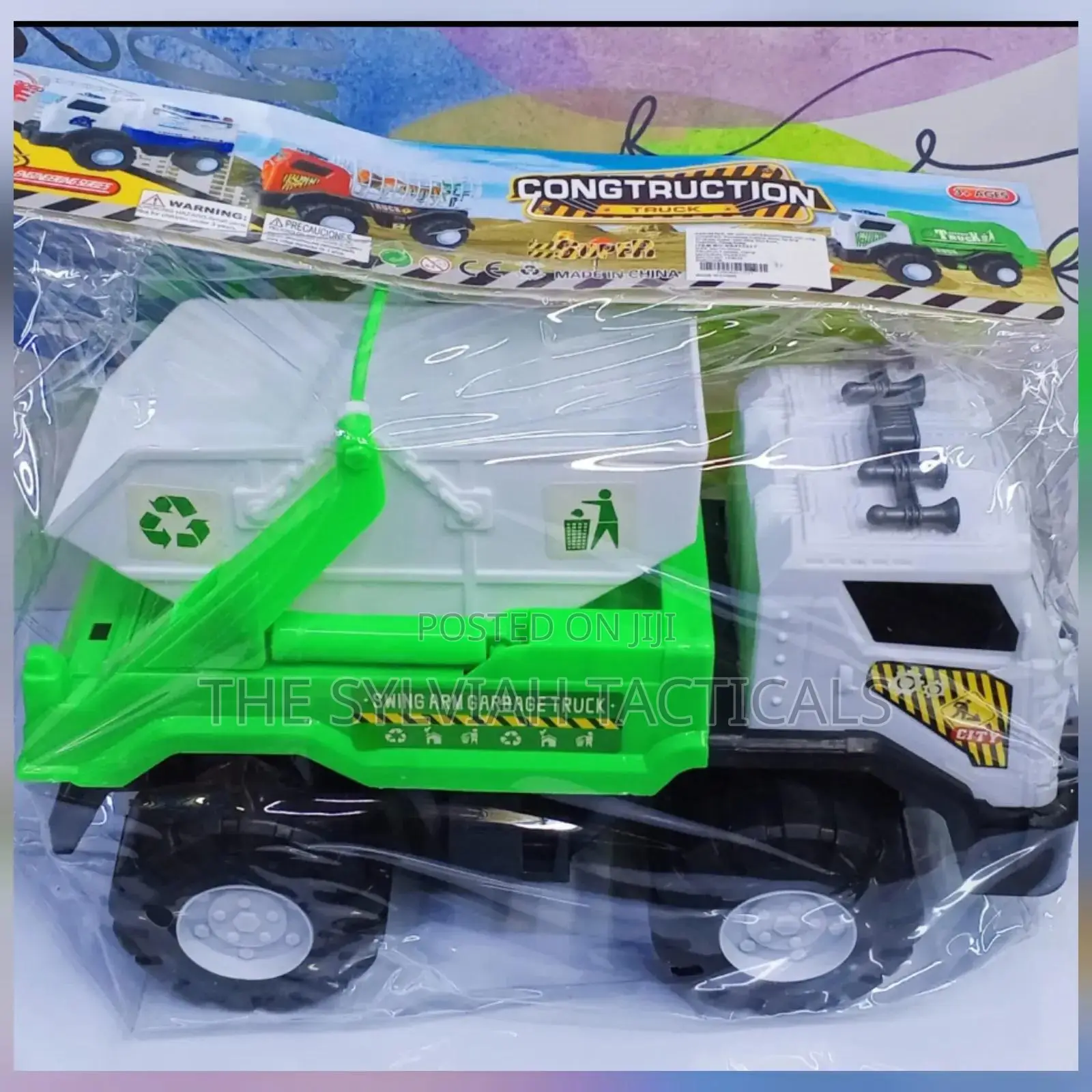 Closed Garbage Truck