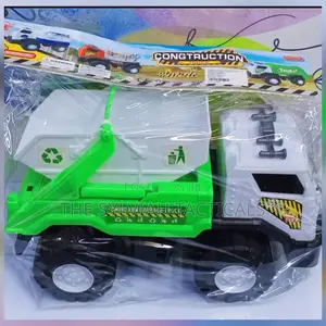 Closed Garbage Truck