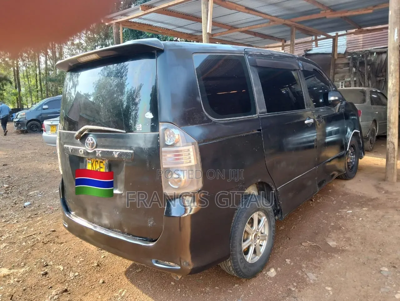 Toyota Voxy 2010 Blue
