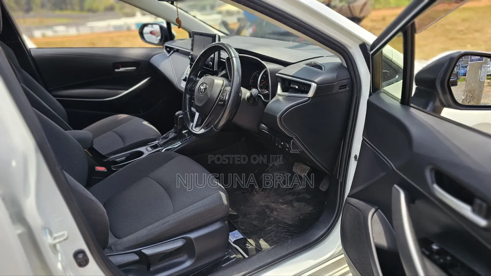 Toyota Corolla L 2020 White