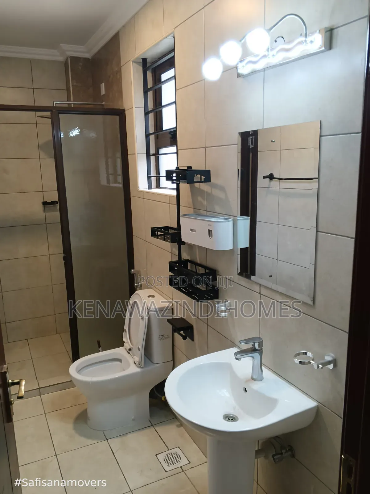 4bdrm Townhouse / Terrace in Syokimu, Gateway Mall Area for rent