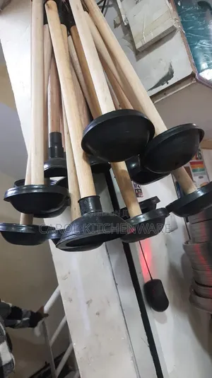 Wooden Toilet Plunger/ Toilet Plunger